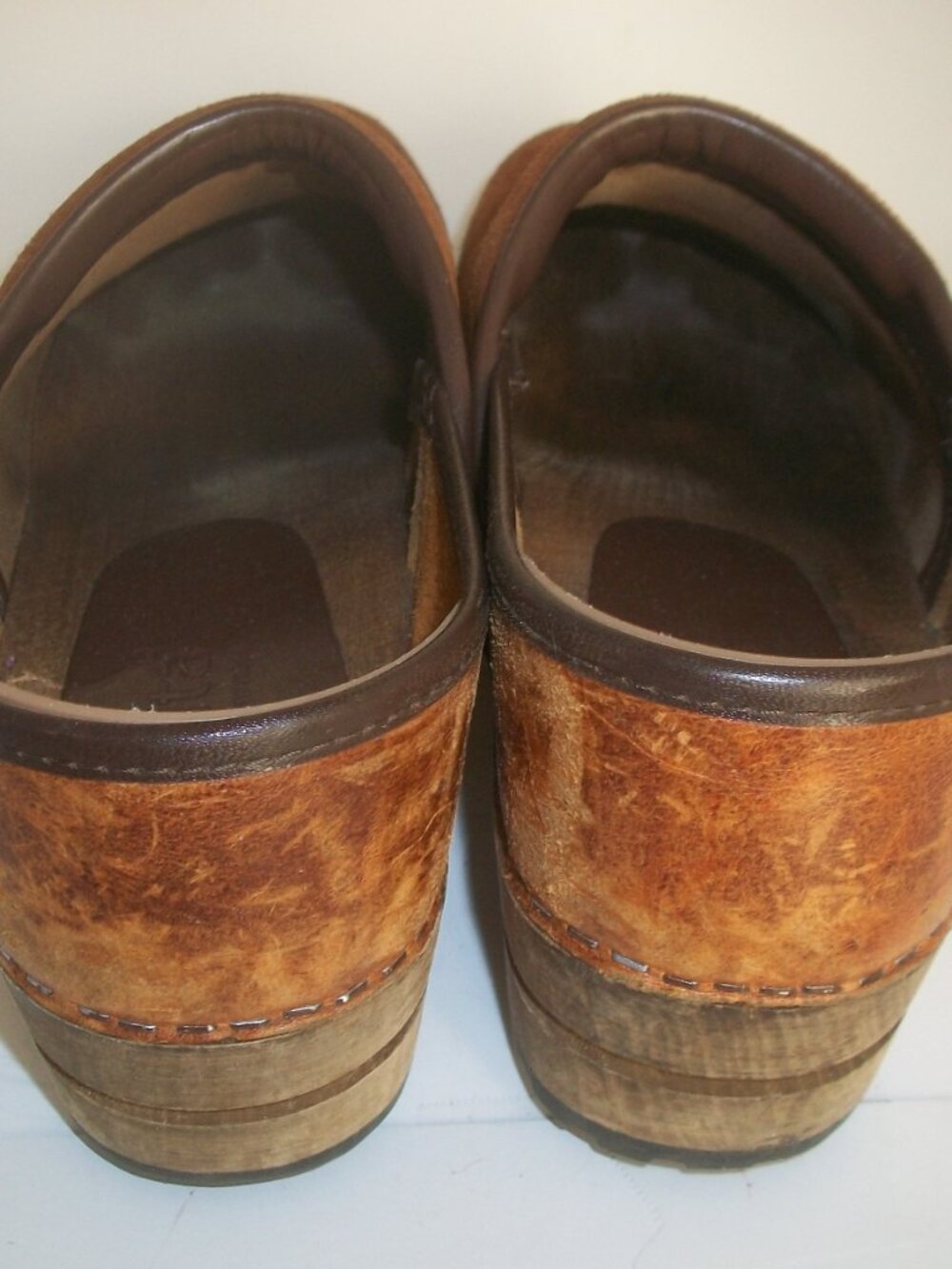 Rustic Sanita Vintage Wood, Suede & Hard Leather Rubber Sole Clogs - Picture 8 of 9